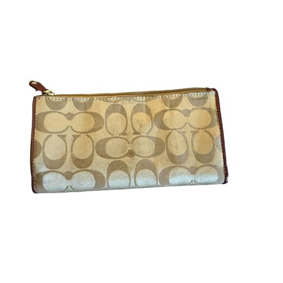 COACH Signature Canvas‎ Trifold Beige Wallet Trademark Buckle Closure - Picture 6 of 6